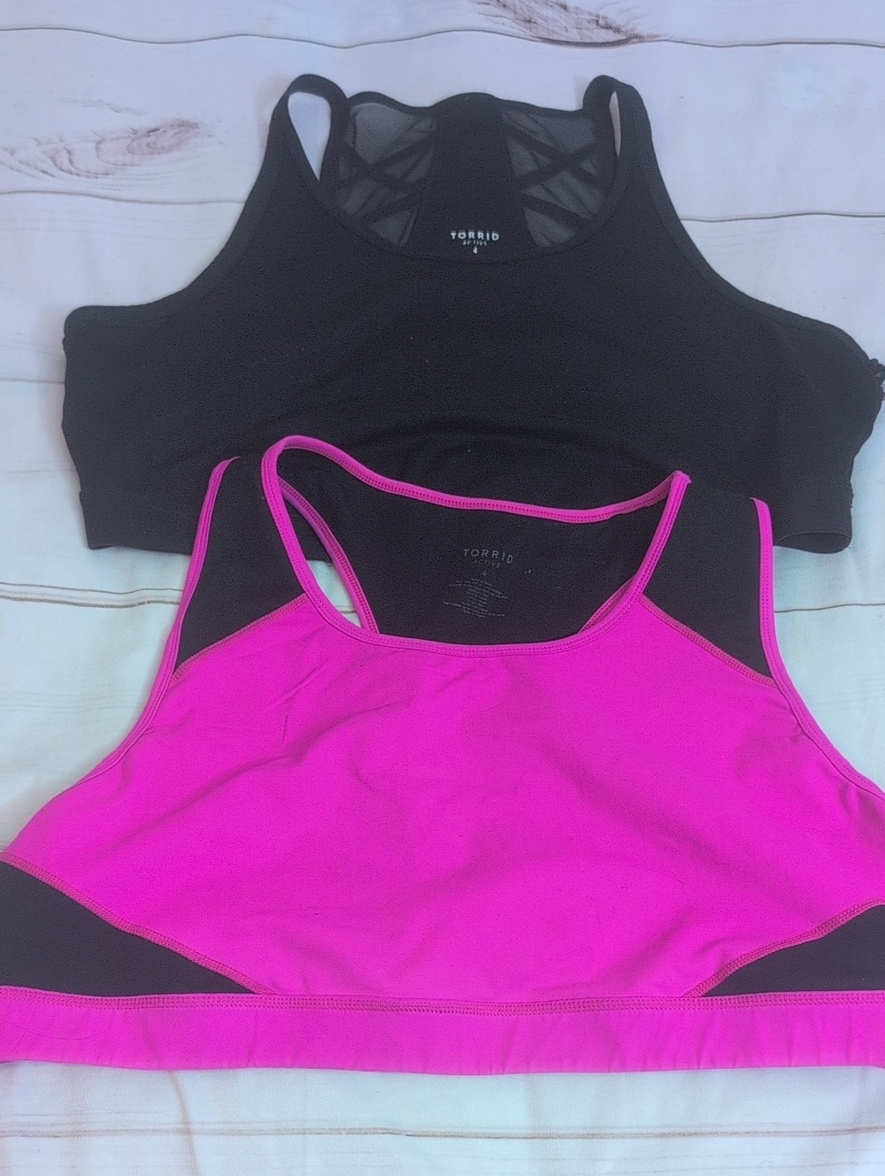 Torrid Black and Hot Pink Colorblock Sports Bras Lot Of 2 size 4